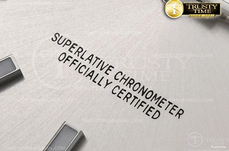 1102 ComfortFit R2DJ0257A – DJ2 41mm 658